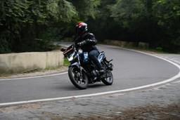 Hero Motocorp Glamour X Front Left Three Quarter