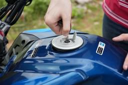 Hero Motocorp Glamour X Color Blue