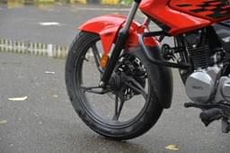 Hero Motocorp New Glamour Color Red