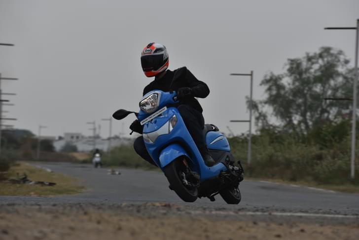 Hero Motocorp Pleasureplus Front Left Three Quarter