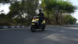 Hero Motocorp Xoom 125 Front Left Three Quarter