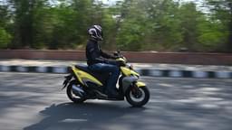 Hero Motocorp Xoom 125 Color Yellow
