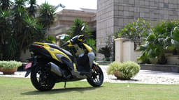 Hero Motocorp Xoom 125 Front Right Three Quarter