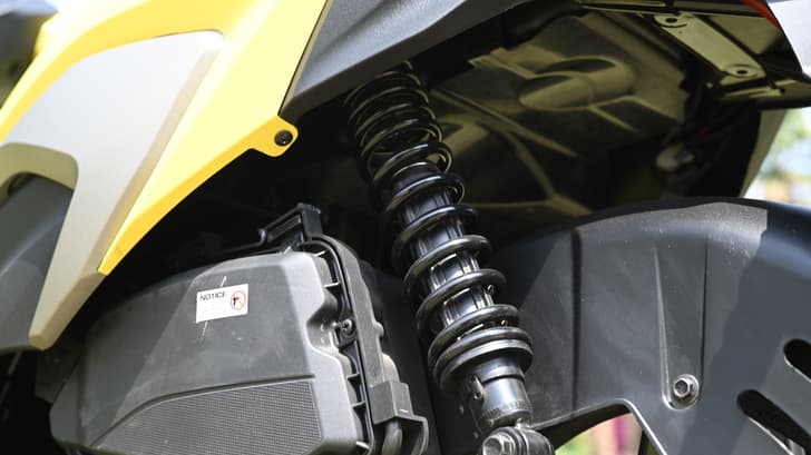Hero Motocorp Xoom 125 Color Yellow