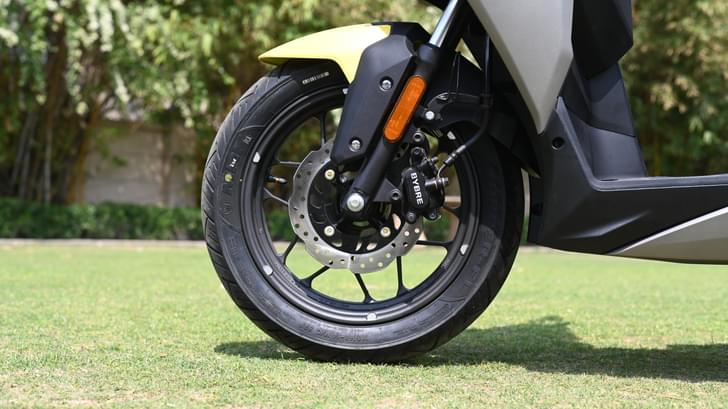 Hero Motocorp Xoom 125 Color Yellow