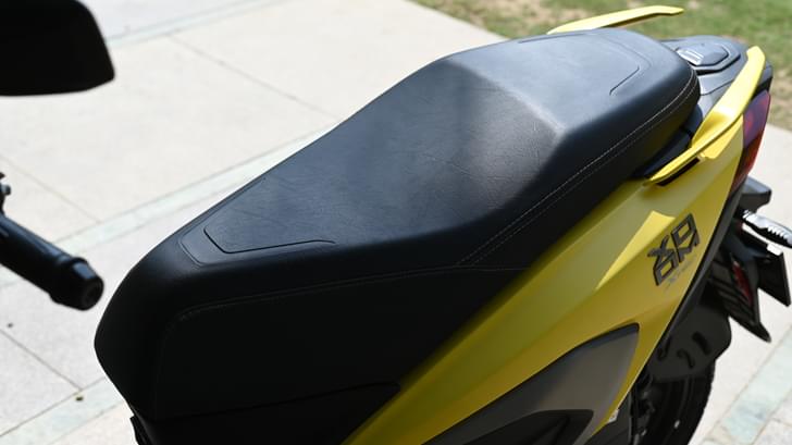 Hero Motocorp Xoom 125 Color Black