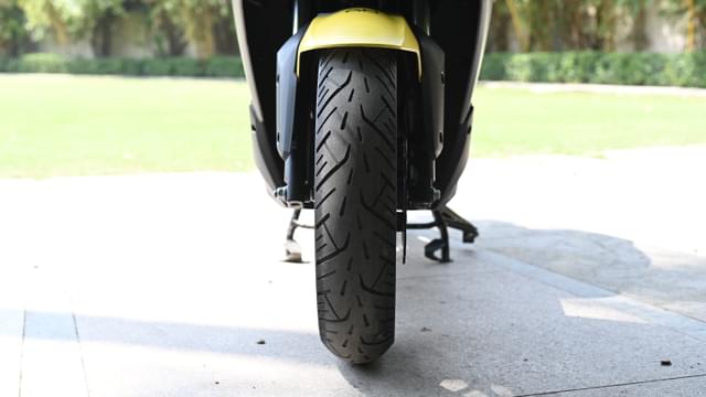 Color Yellow Image - 23794