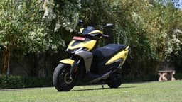 Hero Motocorp Xoom 125 Front View