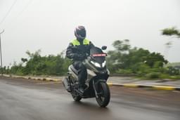 Hero Motocorp Xoom 160 Front Right Three Quarter