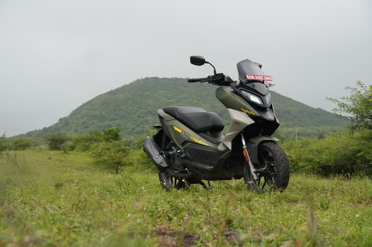 Hero MotoCorp Xoom 160 Images