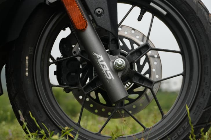 Hero Motocorp Xoom 160 Color Black