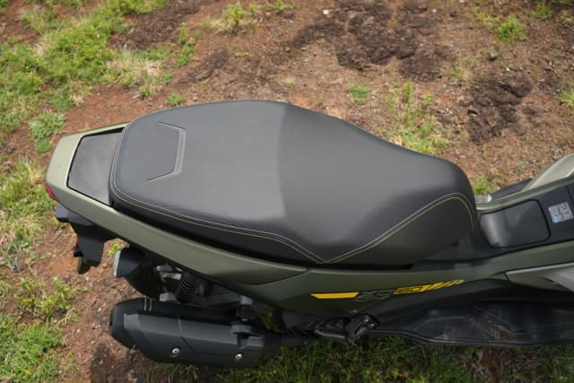 Pillion Seat Image - 23771