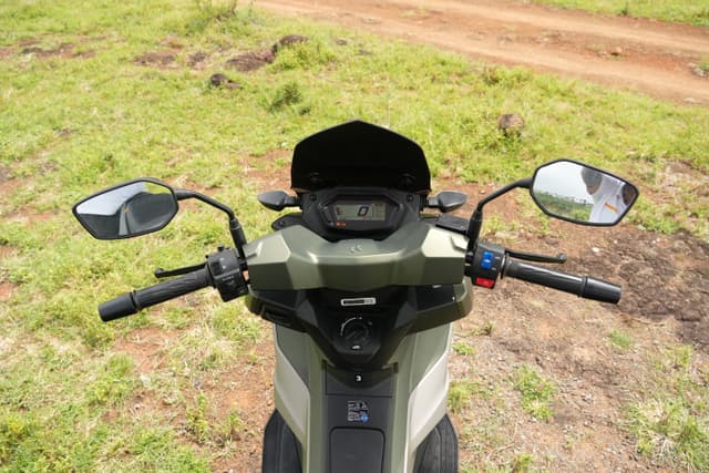 Side Mirror Image - 24106
