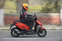 Hero Motocorp Xoom Color Red