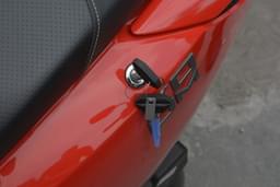 Hero Motocorp Xoom Color Red