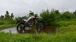 Hero MotoCorp Xpulse 200 4V Front Left Three Quarter