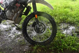 Hero MotoCorp Xpulse 200 4V Color Black, Grey