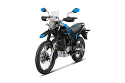 Hero MotoCorp Xpulse 200 4V Front Right Three Quarter Hero MotoCorp Xpulse 200 4V Front Right Three Quarter