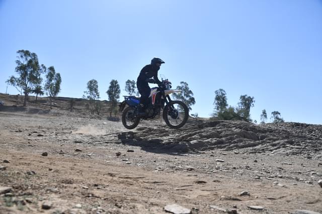 Color Blue, White Image - 23820