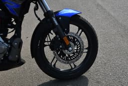 Hero MotoCorp Xtreme 125R Color Black