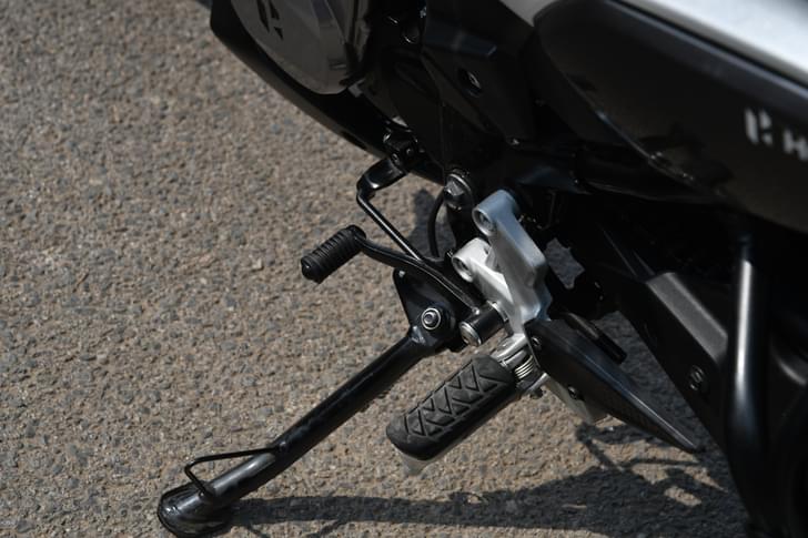 Hero Motocorp Xtreme 125r Color Black