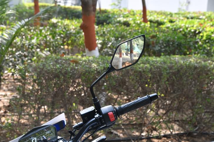 Hero Motocorp Xtreme 125r Color Black