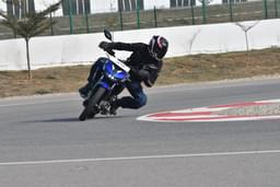 Hero Motocorp Xtreme 125r Front Right Three Quarter