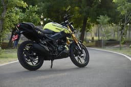 Hero MotoCorp Xtreme 160R 4V Rear View