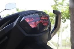 Hero Motocorp Xtreme 160r 4v Tail Light Tail Lamp