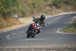 Hero Motocorp Xtreme 160r Front Right Three Quarter