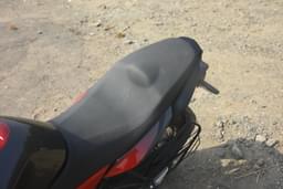 Hero Motocorp Xtreme 160r Color Black, Red