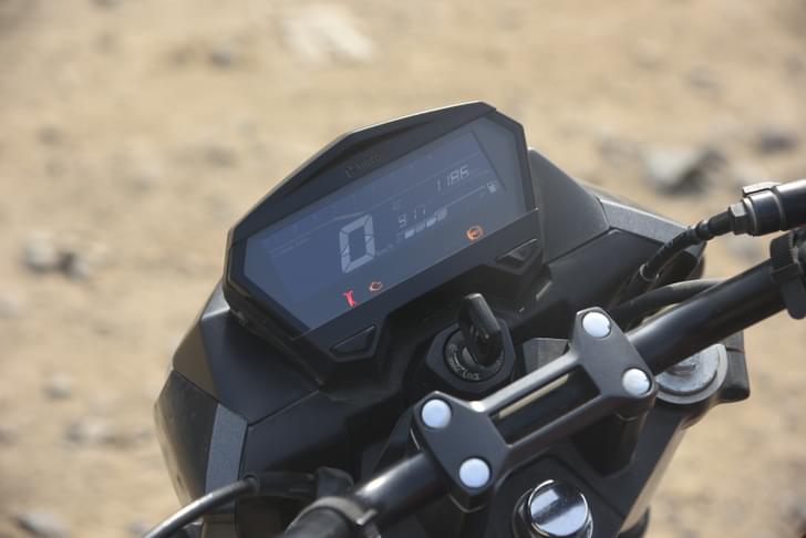Hero Motocorp Xtreme 160r Color Black