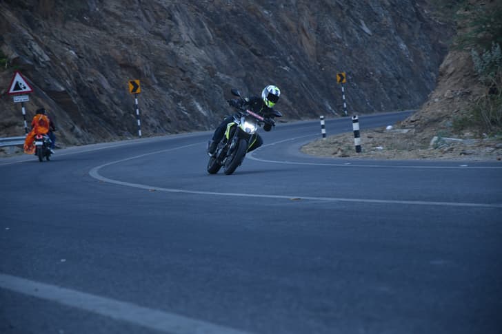 Hero Motocorp Xtreme 250r Color Black