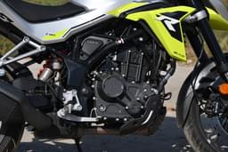 Hero Motocorp Xtreme 250r Color Black