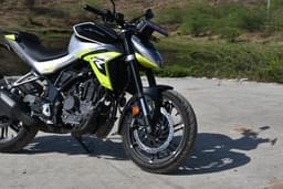 Hero Motocorp Xtreme 250r Front Right Three Quarter