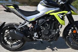Hero Motocorp Xtreme 250r Color Silver