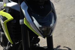 Hero Motocorp Xtreme 250r Headlight