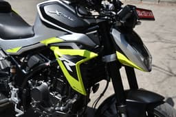 Hero Motocorp Xtreme 250r Headlight