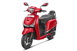 Hero MotoCorp Destini 110 Front Left Three Quarter