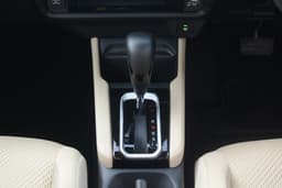 Honda Amaze Elevating Gear Knob