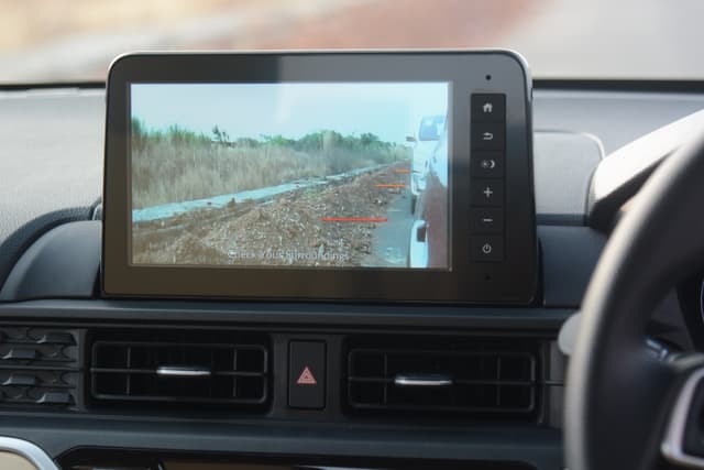 Infotainment System Image - 9330