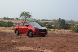 Honda Amaze Front Right Three Quarter