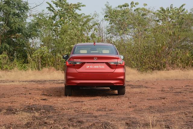 Rear View Image - 10888