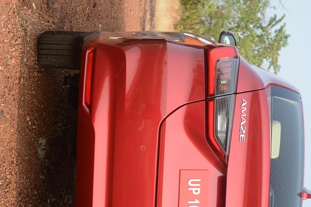 Rear View Image - 10904