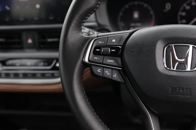 Steering Wheel Image - 1942
