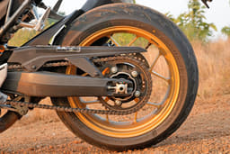 Honda Bikes Cb1000 Hornet Color Black, Gold