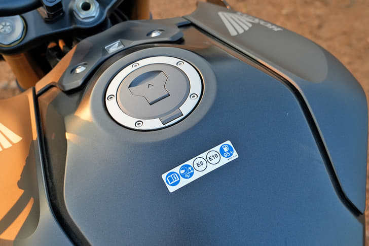 Honda Bikes Cb1000 Hornet Color Black, Silver