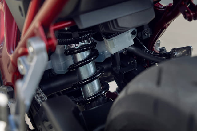 Rear Suspension Image - 35300