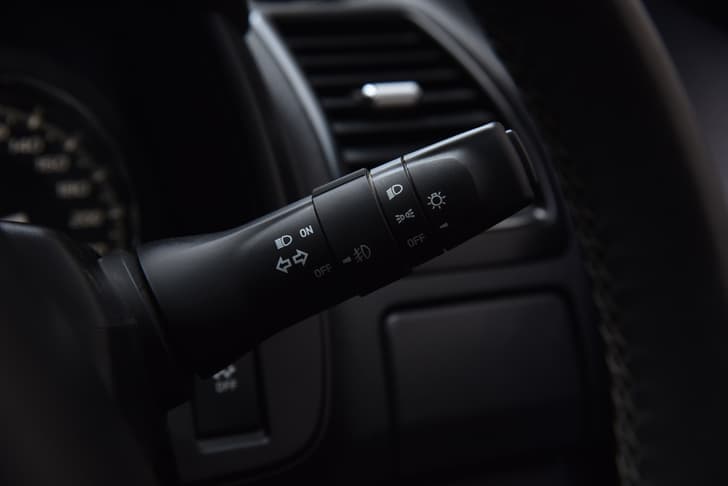 Isuzu Mu X Steering Mounted Controls
