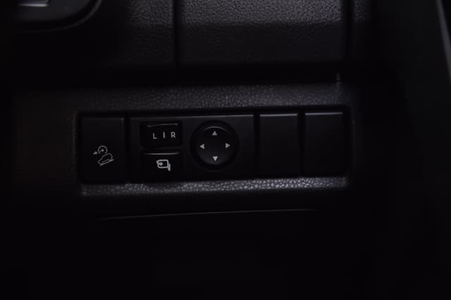 Door Controls Image - 11722